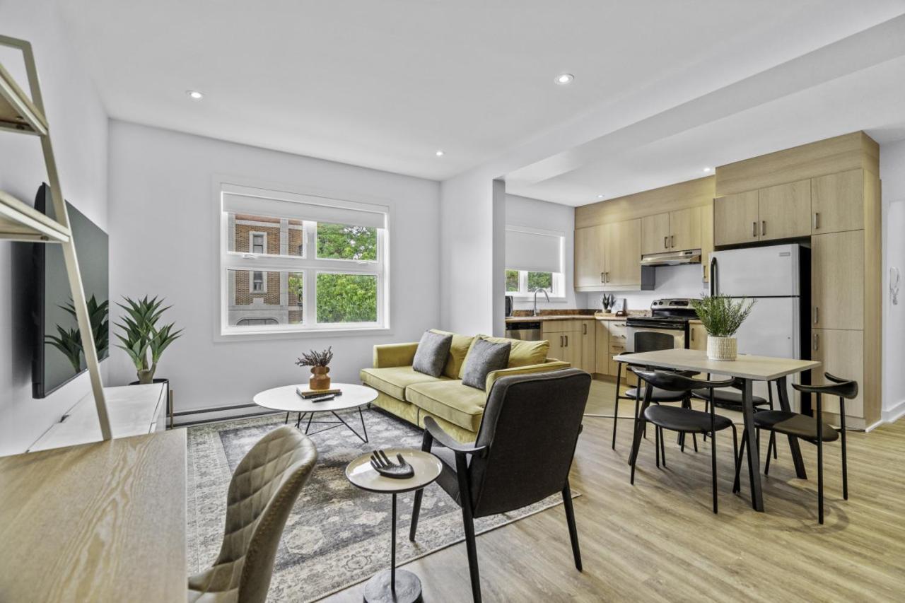 Stylish 2 Bedroom Haven By Jean Talon Market Montreal Exterior foto